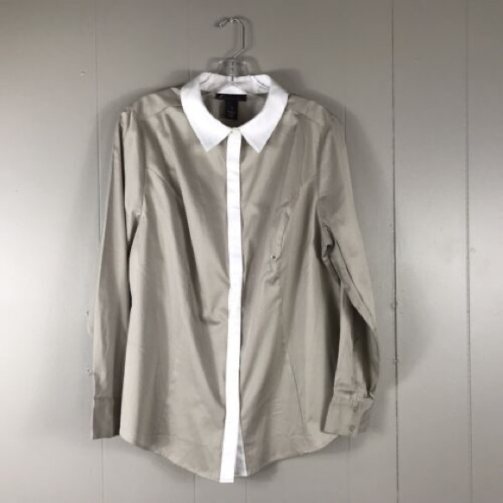 LANE BRYANT Size 22 Women’s Long Sleeve Button-Up Beige/ White Shirt